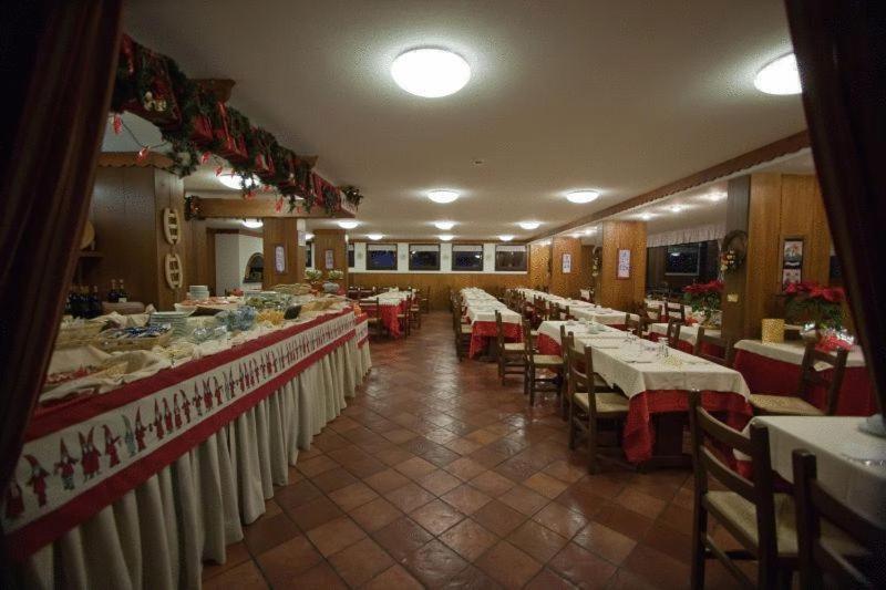 Hotel Ski Club I Cavalieri Rta Colle Colle Sestriere Exterior photo