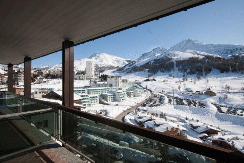 Hotel Ski Club I Cavalieri Rta Colle Colle Sestriere Exterior photo